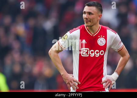 19-03-2023: Sport: Ajax gegen Feyenoord AMSTERDAM, NIEDERLANDE - MÄRZ 19: Steven Berghuis (Ajax) während des Spiels Eredivisie AFC Ajax und Feyenoord Rott Stockfoto