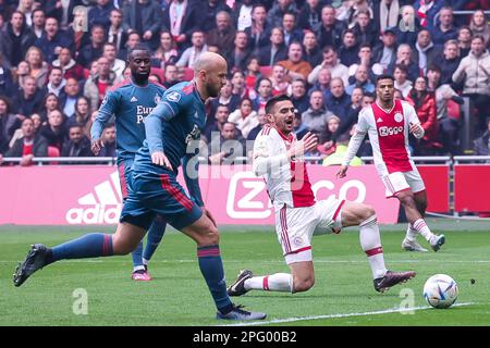 19-03-2023: Sport: Ajax gegen Feyenoord AMSTERDAM, NIEDERLANDE - MÄRZ 19: Dusan Tadic (Ajax) während des Spiels Eredivisie AFC Ajax und Feyenoord Rotterda Stockfoto