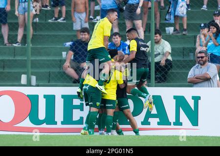 Erechim, Rio Grande Do Sul, Brasilien, 19. März 2023. Erick von Ypiranga feiert sein zweites Tor während des Spiels zwischen Ypiranga und Gremio für die Gaucho-Meisterschaft 2023 im Colosso da Lagoa Stadium am 19. März in Erechim. Foto: Richard Ducker/DiaEsportivo/DiaEsportivo/Alamy Live News Stockfoto