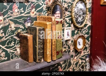Inneneinrichtung des House of MinaLima, ein Harry-Potter-Shop, Soho, London, Großbritannien Stockfoto