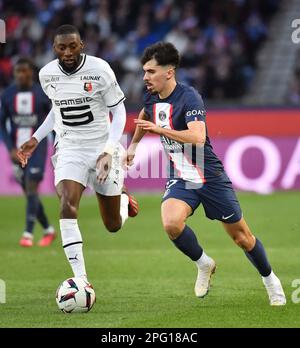 Paris, Frankreich. 19. März 2023. Paris Saint Germain's Vitinha während des Ligue 1 Fußballspiels Paris Saint-Germain (PSG) gegen Stade Rennais FC im Parc des Princes Stadium in Paris, Frankreich am 19. März 2023. Foto von Steve McMay/ABACAPRESS.COM Kredit: Abaca Press/Alamy Live News Stockfoto