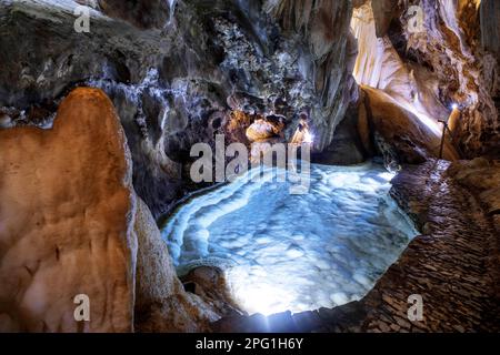 Gruta de las Maravillas oder Aracena Höhlen in Aracena, Huelva. Andalusien, Spanien. Die Gruta de las Maravillas oder Grotte der Wunder ist eine Höhle in der Stockfoto