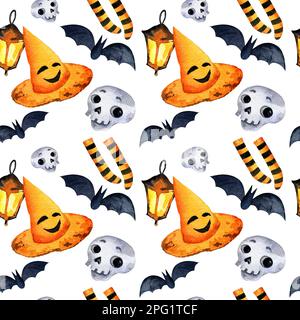 halloween-Muster, nahtloses Aquarellmuster mit Fledermaus, lustiger Hut, Schädel, handgezeichnete Skizze auf weißem Hintergrund Stockfoto