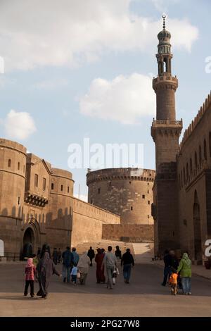 Ägypten, Kairo, Eingang zur Zitadelle und runder Turm. Stockfoto