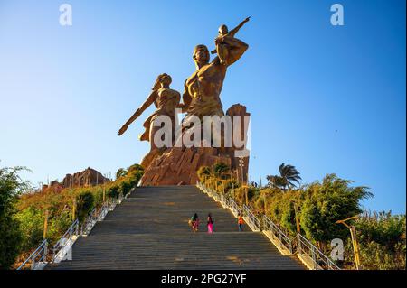 Statue genannt Denkmal der afrikanischen Renaissance in Dakar, Senegal Stockfoto