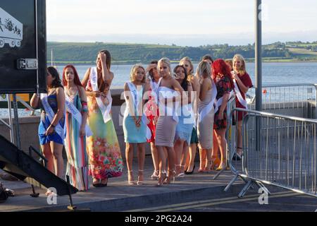 Kandidaten für den Queen of the Sea Wettbewerb 2019 in Youghal, County Cork, Irland Stockfoto