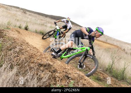 Martin Stosek (Tschechisch) (Canyon Northwave MTB) in Aktion während des Trainings vor dem Cape Epic Mountain Bike Bühnenrennen in Meerendal, Süd-AFR Stockfoto