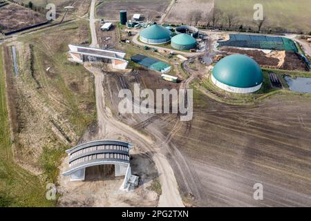 Luftaufnahme der Baustelle, neue Brücke wird als Teil der Umgehungsstraße in Celle gebaut Stockfoto