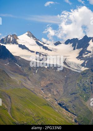 Blick auf Mt. Schalfkogel. Valley Venter Tal bei Vent in den Oetztalalpen im Naturpark Oetztal. Europa, Österreich, Tirol Stockfoto