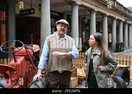 DAS OSTERABENTEUER „PETER RABBIT™“, EIN NEUES LIVE-ERLEBNIS IN COVENT GARDEN, WIRD DIESE WOCHE VOM 22. MÄRZ BIS ZUM 16. APRIL 2023 ERÖFFNET Stockfoto