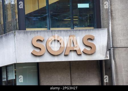 London, Vereinigtes Königreich – 20. März 2023: Mitarbeiter der University of London – SOAS und Birkbeck – streiken derzeit und halten offizielle Streiks ab, um eine faire Bezahlung zu gewährleisten. Heute nehmen 150 Universitäten und Hochschulen im Vereinigten Königreich, vertreten durch die UCU, an der Streikaktion Teil. Kredit: Sinai Noor/Alamy Live News Stockfoto