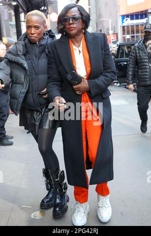 Viola Davis wird am 20. März 2023 in New York City vor „Good Morning America“ gesehen. Kredit: Brasilien Photo Press/Alamy Live News Stockfoto