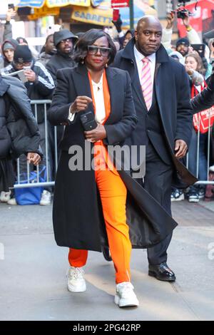 Viola Davis wird am 20. März 2023 in New York City vor „Good Morning America“ gesehen. Kredit: Brasilien Photo Press/Alamy Live News Stockfoto