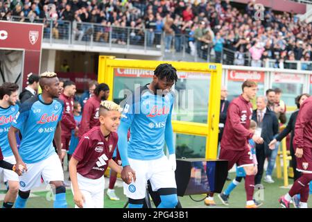 Andre Zambo Anguissa von SSC Napoli während des Fußballspiels der Italienischen Serie A zwischen dem Turin FC und SSC Napoli am 19. März 2023 im Stadio Olimpico Gra Stockfoto