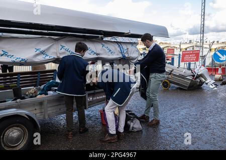 The Head of the River Race, ein Ruderrennen gegen die Uhr, findet jährlich zwischen acht Jahren in London, England, Putney, England, statt Stockfoto