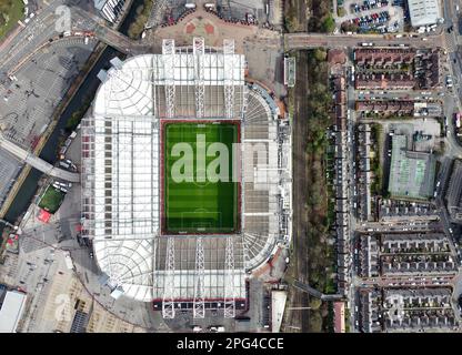 Manchester, Großbritannien. 19. März 2023. Ein Blick aus der Vogelperspektive auf den Old Trafford Fußballplatz vor dem FA Cup-Spiel in Old Trafford, Manchester. Der Bildausdruck sollte lauten: Gary Oakley/Sportimage Credit: Sportimage/Alamy Live News Stockfoto