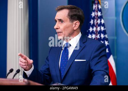 Washington, Usa. 20. März 2023. National Security Advisor for Strategic Communications John Kirby spricht am 20. März 2023 im Weißen Haus in Washington, DC, USA über Russland und China. Kredit: Abaca Press/Alamy Live News Stockfoto