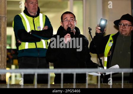 Elmar Gehrke bei der Montags-Demo auf dem Postplatz. Görlitz, 20.03.2023 Stockfoto