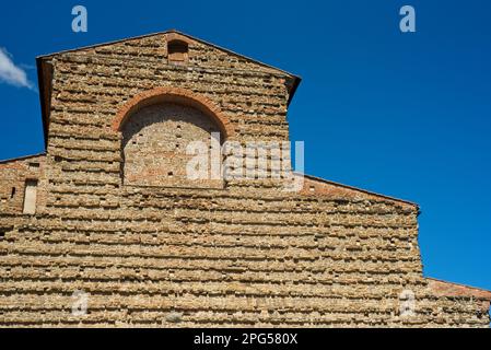 Detail der Fassade der Basilika San Lorenzo in Florenz, Italien Stockfoto