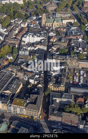 Luftaufnahme, Fußgängerzone und wöchentlicher Markt am Springemarkt City Buer-Mitte mit der katholischen Provosterkirche St. Urbanus im Bezirk Stockfoto