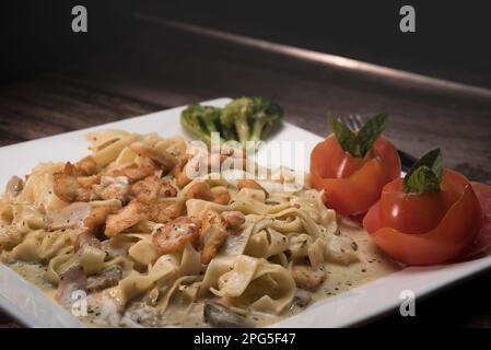 Fettuccini-Gericht Stockfoto