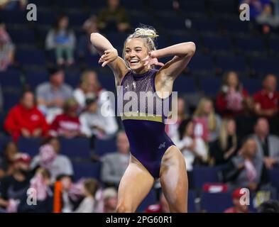 18. März 2023: Olivia Dunne von LSU übt ihre Bodenroutine vor den SEC Gymnastics Championships 2023 in der Gas South Arena in Duluth, GA Kyle Okita/CSM Stockfoto