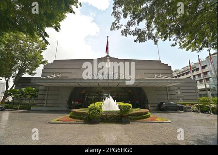 Der ehemalige Clifford Pier, ein Anlegepunkt für Immigranten und andere Passagiere aus dem Jahr 1933, wurde 2006 eingestellt und gehört jetzt zum Fullerton Bay Hotel Stockfoto