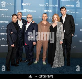 Kieran Culkin, Alan Ruck, Brian Cox, Jeremy Strong, Sarah Snook, Nicholas Braun nimmt am 20. März 2023 am Jazz im Lincoln Center in New York an der Premiere von HBO „Succession Season 4“ Teil Stockfoto