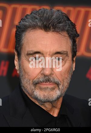 Hollywood, Kalifornien. 20. März 2023: Ankunft von Ian McShane bei der Los Angeles Premiere von „John Wick: Chapter 4“ von Lionsgate am 20. März 2023 im TCL Chinese Theatre in Hollywood, Kalifornien. © Tammie Arroyo / AFF-USA.com Stockfoto