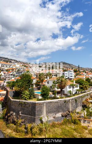 Madeira, Portugal - 13. September 2022: Blick Auf Das Capital Funchal Portrait Auf Madeira Island, Portugal. Stockfoto