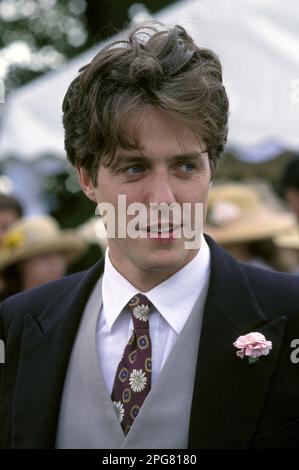 Vier Hochzeiten und eine Beerdigung von Hugh Grant Stockfoto