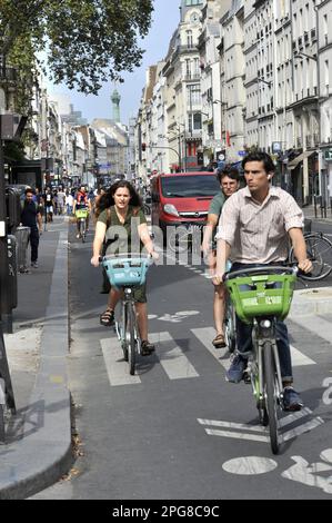 FRANKREICH. PARIS (75) 12. BEZIRK TH. FAUBOURG SAINT-ANTOINE. NEUER FAHRRADAUSWEIS Stockfoto