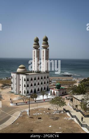 Nicolas Remene / Le Pictorium - Dakar, Senegal - 10/3/2017 - Senegal / Dakar / Dakar - die Moschee der Göttlichkeit ist eine Moschee in Ouakam, an der Westküste der senegalesischen Hauptstadt. Stockfoto