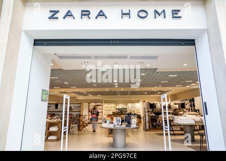 Mexiko-Stadt, Polanco Antara, gehobenes Open-Air-Einkaufszentrum, Zara-Haus außen, Gebäude, Vordereingang, innen innen innen innen, Geschäft Stockfoto