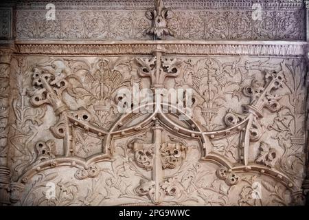 Im Inneren der Kapelle der Universität Alcala de Henares, Provinz Madrid, Spanien. Die Kapelle von San Ildefonso war die Kirche des Colegio-Bürgermeisters Stockfoto