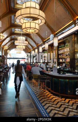 Art déco-Innenbereich des Café en seine, Dawson Street Dublin Irland Stockfoto