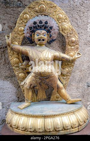 Industriestatue im Schloss Juval (Deutsch: Schloss Juval, Italienisch: Castel Juval) in Kastelbell-Tschars in Südtirol Trentino Alto Adige Südtirol einer von Stockfoto