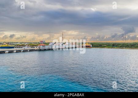 Kreuzfahrtanleger und Touristenziel von Cozumel. Stockfoto