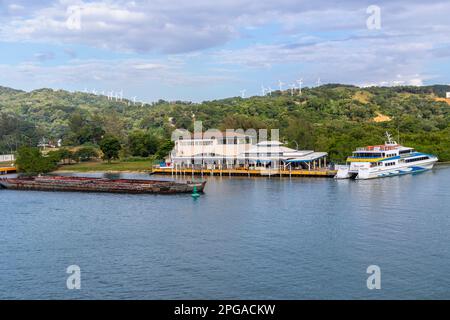 Kreuzfahrthafen Roatan Honduras und Touristenziel. Stockfoto