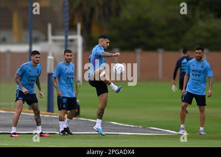 ARGENTINIEN, Buenos Aires, Ezeiza- 21. März 2023: Leandro Paredes von Argentinien während des Trainings auf dem AFA-Trainingsgelände vor dem Freundschaftsspiel gegen Panama. Foto: Diego Halisz/SFSI Stockfoto