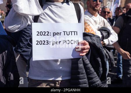 Rom, Italien. 21. März 2023. Demonstration organisiert von Arbeitern und Unternehmern im Baugewerbe in Rom (Kreditbild: © Matteo Nardone/Pacific Press via ZUMA Press Wire) NUR REDAKTIONELLE VERWENDUNG! Nicht für den kommerziellen GEBRAUCH! Stockfoto