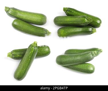 Set frischer reifer Zucchinis auf weißem Hintergrund, Draufsicht Stockfoto
