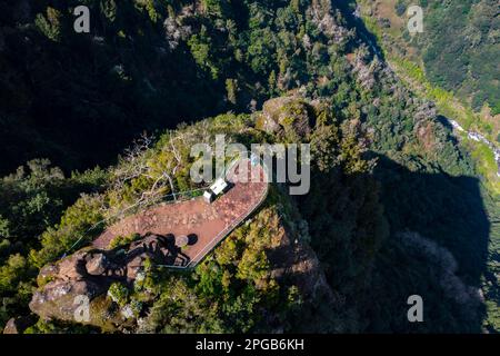 Luftaufnahme, Blick nach unten, Miradouro dos Balcoes Aussichtspunkt, Madeira, Portugal Stockfoto