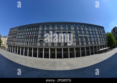 Leibnizkolonnaden, Walter-Benjamin-Platz, Leibnizstraße, Charlottenburg, Berlin, Deutschland Stockfoto