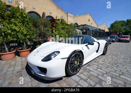 Porsche 918 Spyder, Classic Remise, Wiebestraße, Moabit, Berlin, Deutschland Stockfoto