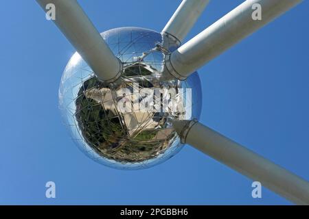 Atomium, Eisenmolekül, Edelstahlkugeln, Weltausstellung 1985, Heysel Plateau, Laeken, Brüssel, Belgien Stockfoto