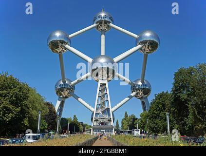 Atomium, Eisenmolekül, Edelstahlkugeln, Weltausstellung 1985, Heysel Plateau, Laeken, Brüssel, Belgien Stockfoto