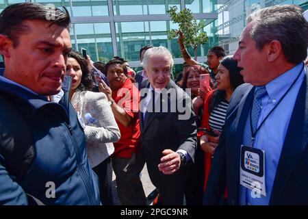 Nicht exklusiv: 21. März 2023 Toluca Mexiko : Santiago Creel, Präsident des Kongresses der Union und der Abgeordnetenkammer, während Alejandra Stockfoto