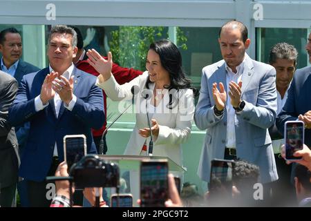 Nicht exklusiv: 21. März 2023 Toluca Mexico : Alejandra del Moral Vela stellte ihren Registrierungsantrag beim Electoral Institute of the State Stockfoto