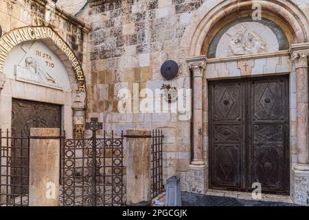 Die Stationen der Kreuze III und IV befinden sich an der Via Dolorosa in Jerusalem, Israel Stockfoto